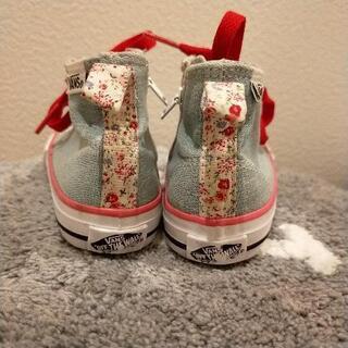 値下げ中！VANSシューズ、花柄の画像