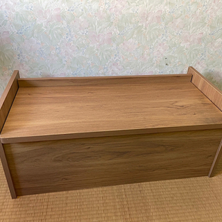 【受け取り先決定しました】ベンチボックス　椅子型収納　