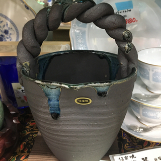 信楽焼　花瓶　花器　台座付き　未使用