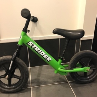 ストライダー　グリーン