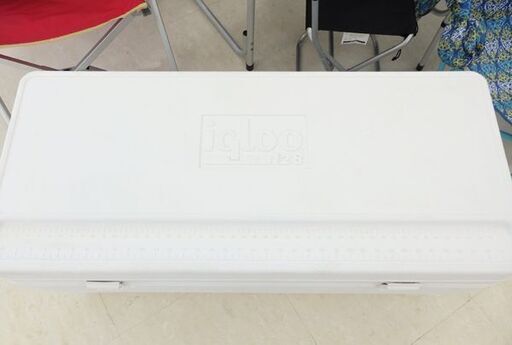 千歳市/恵庭市 イグルー 大型 クーラーボックス igloo MARINE 128 釣り 鮭一本入ります
