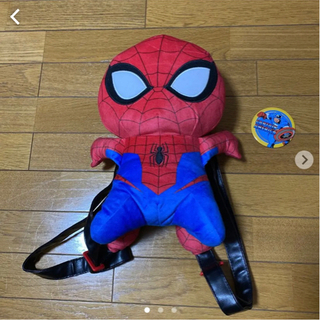 ディズニーランド限定　スパイダーマンのリュックとバッチのセット