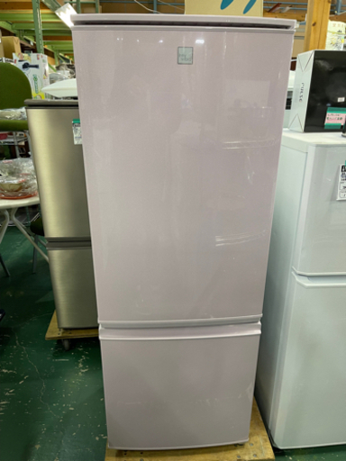 SHARP 2ドア冷蔵庫　167L 2018年　ピンク色　SJ-17E5-KP 中古