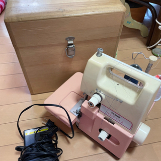 brother ロックミシン　木箱入り