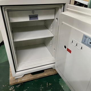diplomat テンキー式 耐火金庫 64L 90㎏ 070EHR3 中古