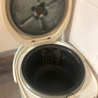炊飯器の画像