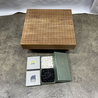 本格的な囲碁セット 脚付き碁盤 碁石 本蛤白 本那智黒 31号 ...