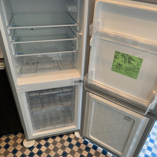 【値下げしました】新品未使用（保証書付き）一人暮らし用冷蔵庫　売りますの画像