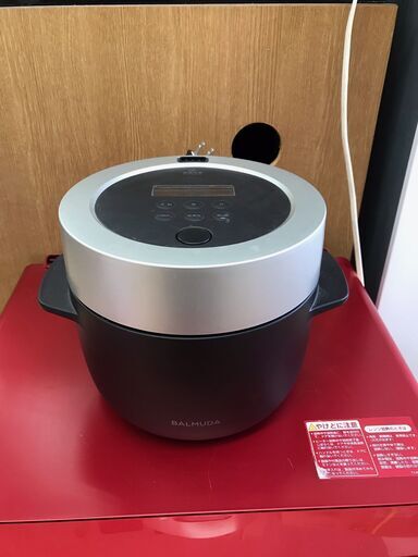 入荷しました！！！　バルミューダ！！！　炊飯器　１９，９８０円（税込み）