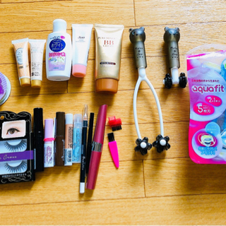 美容グッズ まとめ売りの画像