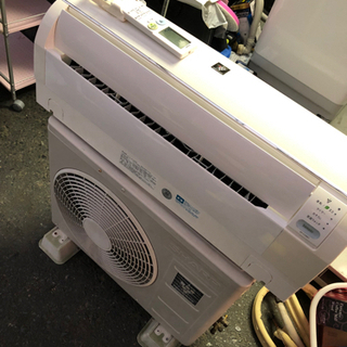 SHARP  ルームエアコン　綺麗です！