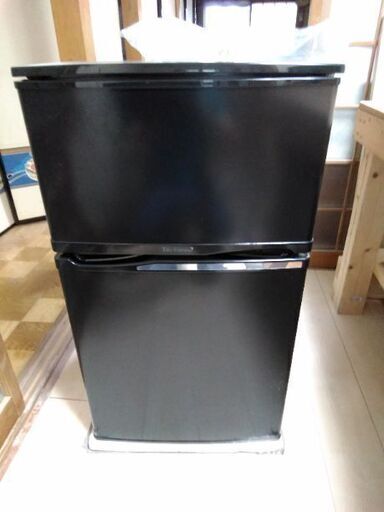 2019年製2ドア冷凍冷蔵庫90L
