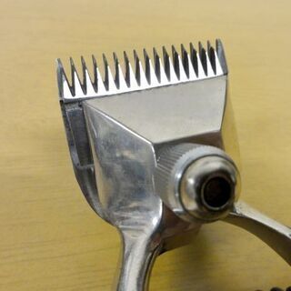 レトロ 手動式バリカン ヘアークリッパー 理容 床屋 散髪 古道具 当時物 札幌 中央区の画像
