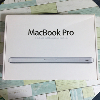 MacBook Pro 箱　ケーブル　シールの画像