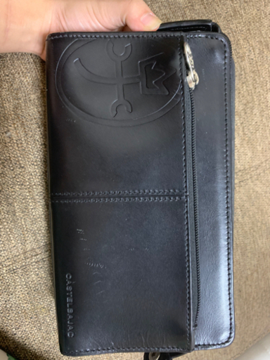 カステルバジャックのクラッチバック　決まりました⚡️