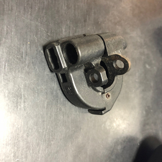 v125 スロットルホルダーの画像