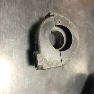 v125 スロットルホルダーの画像