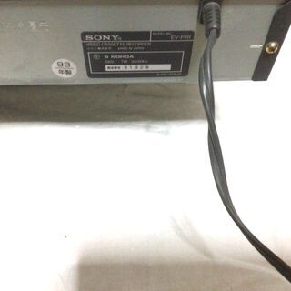 SONY Hi8 ビデオデッキ　EV-PR1 NSTCの画像