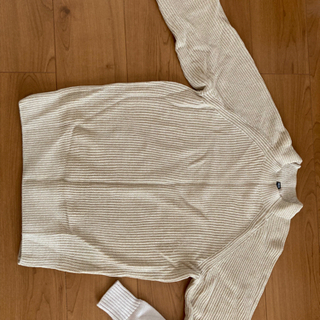 ユニクロ セーター メンズ 小さめ 2着の画像