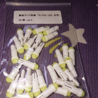 LEDメ-タ-球アイスブルーT5の画像