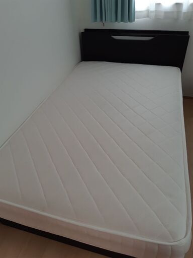 セミダブルベッド一式