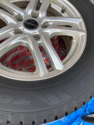 日産エクストレイル　トーヨー　スタッドレス　タイヤ