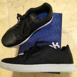 早い者勝ち！Reebok スニーカーの画像