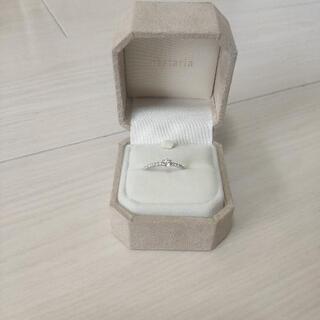 エンゲージリング 鑑定書付きの画像