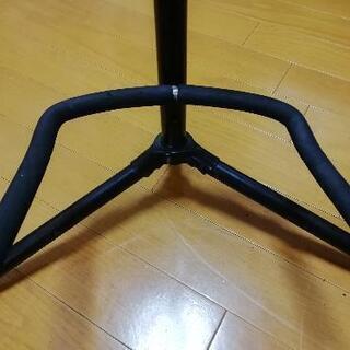 ギタースタンドの画像