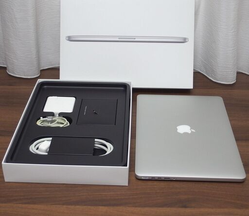 美品 Macbook Pro Retina Mid 2015 15インチ