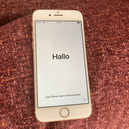 iPhone8 SIMフリー　64GB