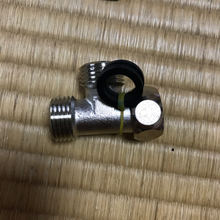 ウォシュレット交換時のホース類の画像