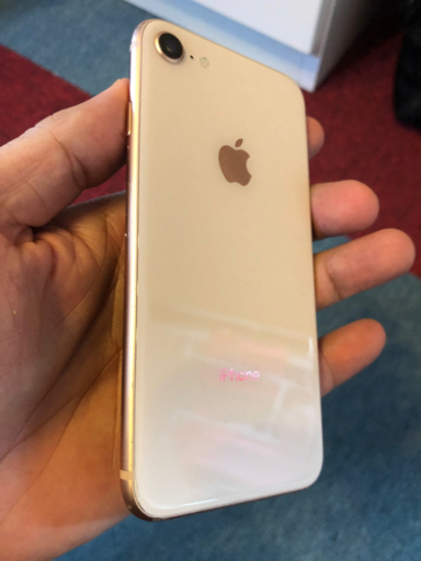 アイフォン8 ゴールド