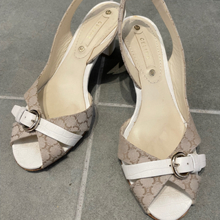 セリーヌサンダル