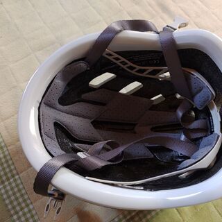 登山用品　マムート製ヘルメットの画像