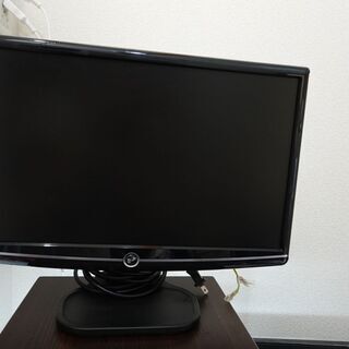パソコン用モニター 18.5型ワイド　スタンド付き