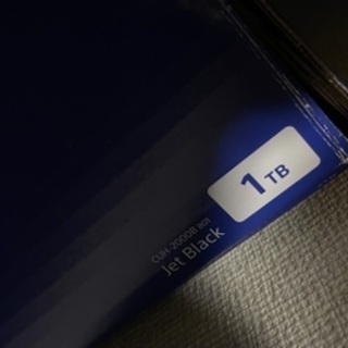 PS4 1TB CUH-2000B 箱有り　付属品完備の画像
