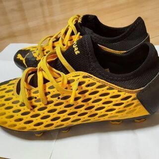 スパイク　PUMA　24センチ