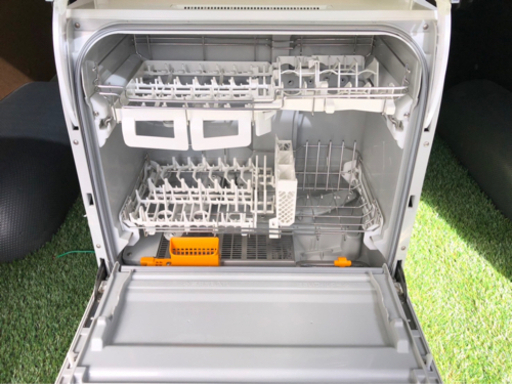 自宅に置けるタイプ　Panasonic 食器洗い乾燥機 パナソニック　NP-TR8 食洗機 動作確認済　自宅保管　美品　札幌発