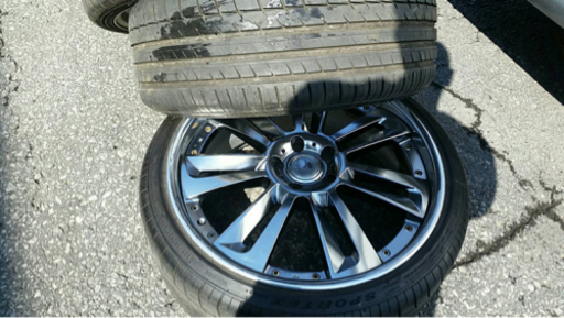 クレンツェ　グロッサ20インチ　８.5J通し 85,000円