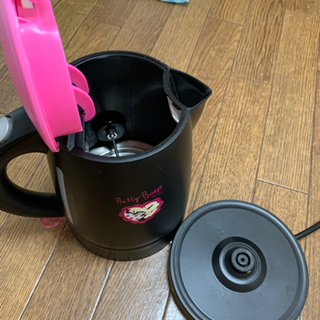 【無料】ベティ　電気ケトルの画像