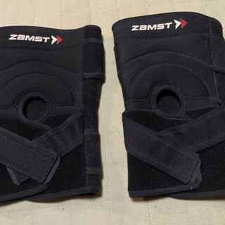 膝用サポーター　ＺＡＭＳＴ製　無料