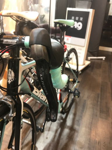 注目！送料込☆荒北さんセット第2弾フルカーボンBianchi B4P アルテグラ