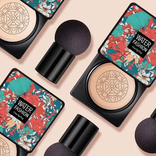 【安心決済・直接取引】期間限定販売♡one spring♡ファンデーションの画像