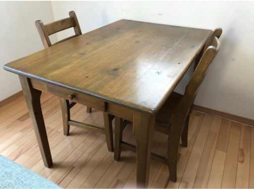 【終了】定価約6万円。ダイニングテーブル\u0026イス　★取りに来てくださる方★