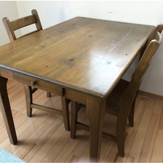 【終了】定価約6万円。ダイニングテーブル&イス　★取りに来てくだ...