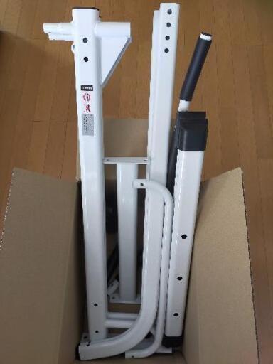 ぶらさがり健康器（懸垂マシーン）