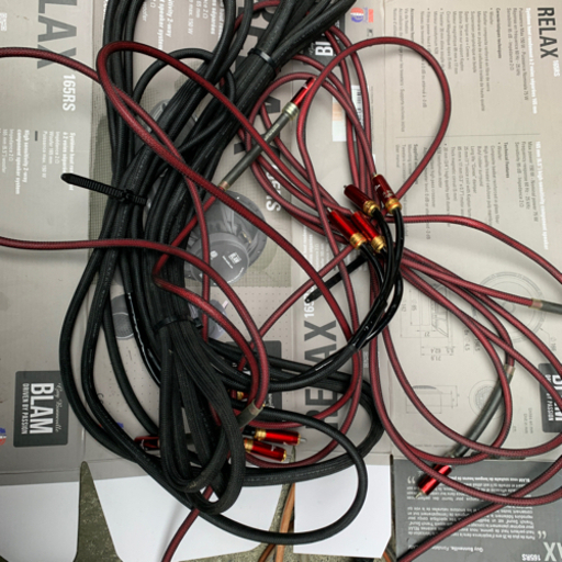 パワーアンプ用 ケーブル  高価 普通にケーブルを変えるだけで断然違います