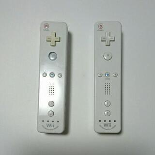 Wiiリモコン (カバーストラップ付き)の画像