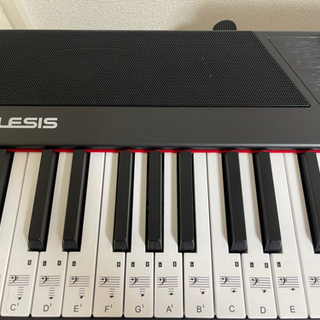 Alesis 電子ピアノ スタンド付き　88鍵盤 Amazon.co.jp: Alesis 電子ピアノ 88鍵盤 フルサイズ鍵盤 初心者